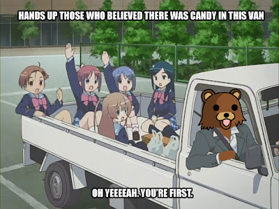 Cuidado, o Pedobear está em todo lugar....