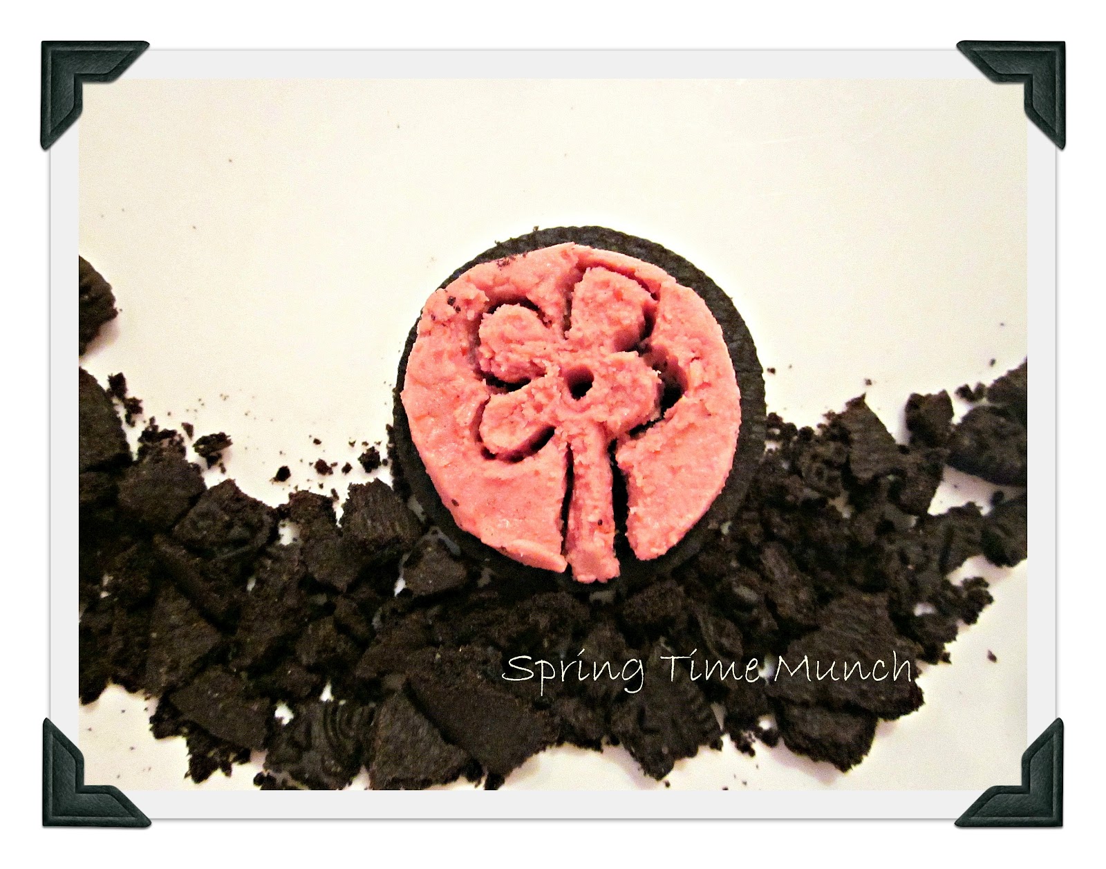 Mommys Pinkie Lipgloss: OREO COOKIE ART...