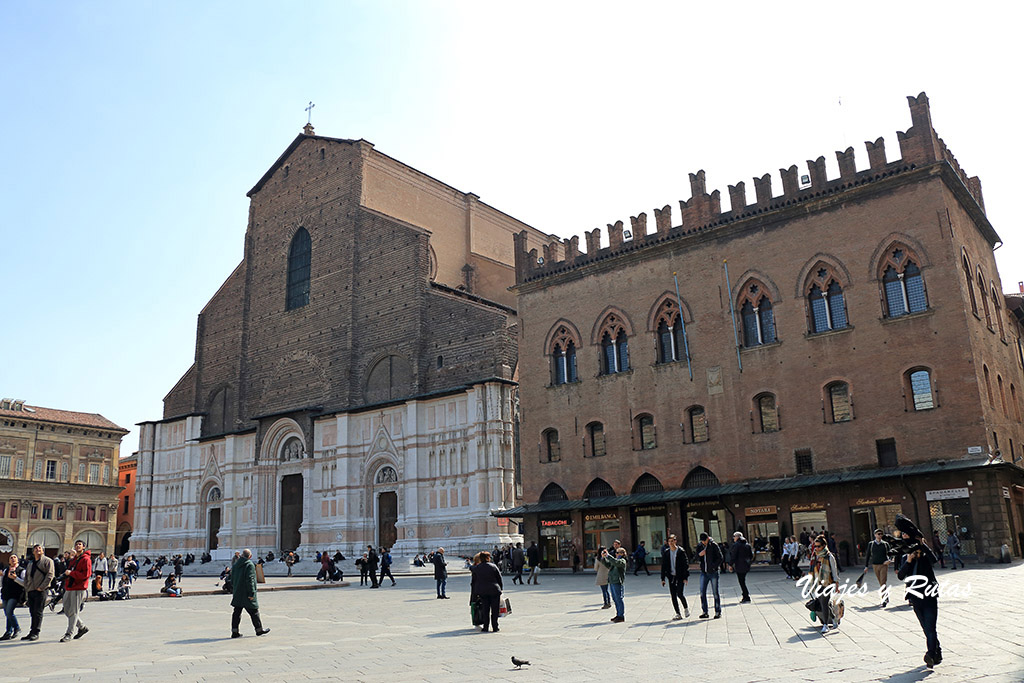 SanPetronio, Piazza Maggiore de Bolonia