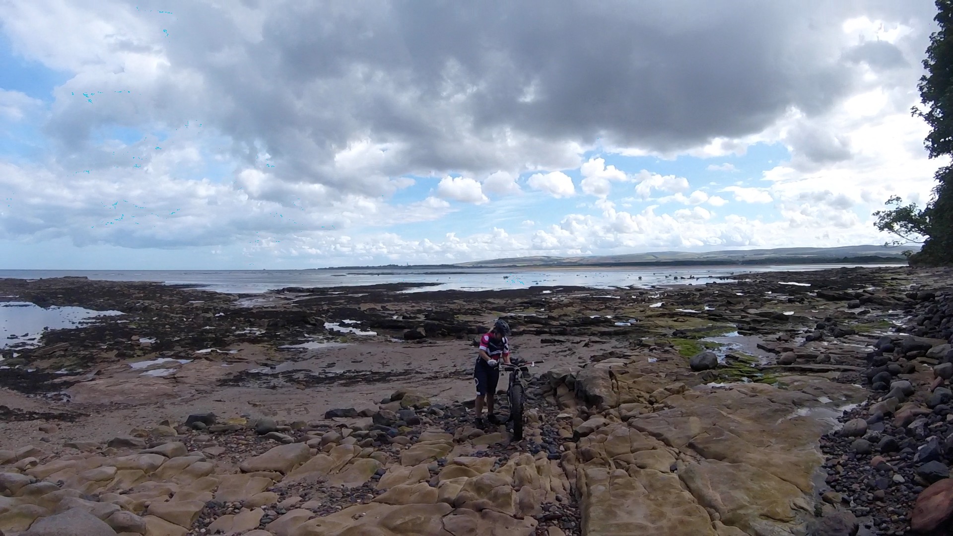 coastrider Tynemouth rocks at low tide...