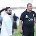عاجل.. اتحاد جدة يقيل المدرب تين كات عاجل.. اتحاد جدة يقيل المدرب تين كات