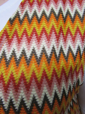 Missoni-look flame-stitch sweater vest www.sewplus.blogspot.com