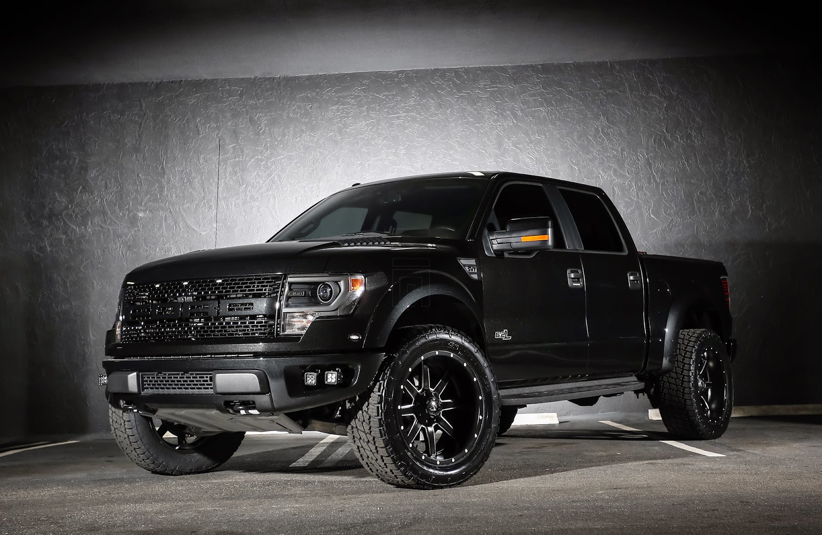 Ford f 150 Raptor чёрный матовый