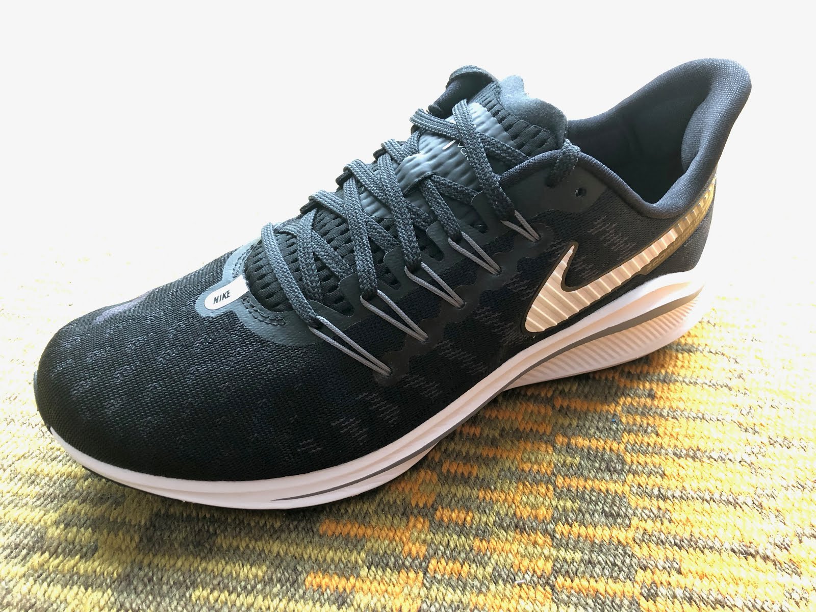 Road Trail Run: Nike Zoom Vomero 14 Review: Fast and Responsive Heavy ...