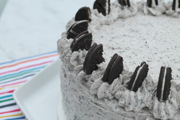 Chocolate Oreo Cake Recipe - a decadent dessert to celebrate any occasion  