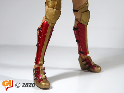 A view of Figuarts Wonder Woman 84 action figure boots