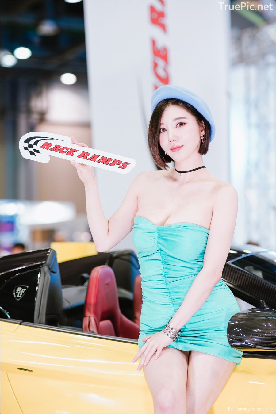 Korean Racing Model - Song Jooa - Seoul Auto Salon 2019 - Picture 129