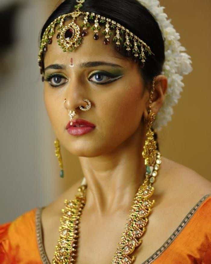 Anushka-Shetty-face-closeup-images-2021