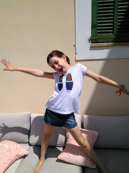 camiseta zapatos hecha a mano