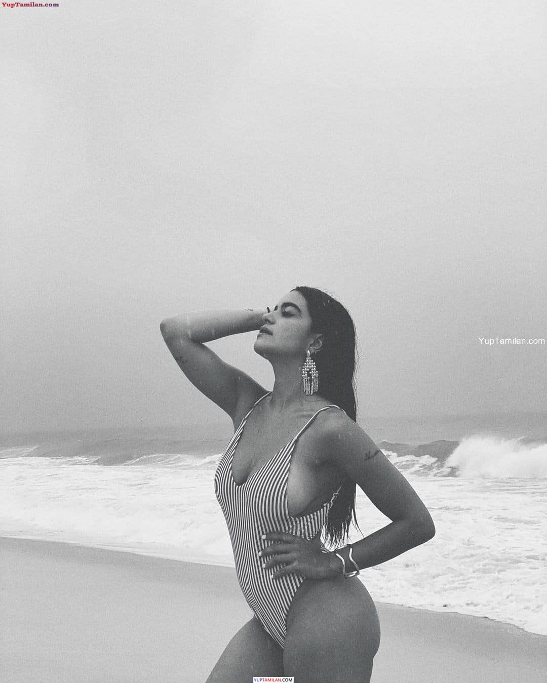 Paulina Gaitan Sexy Bikini Photos & Hot Pictures