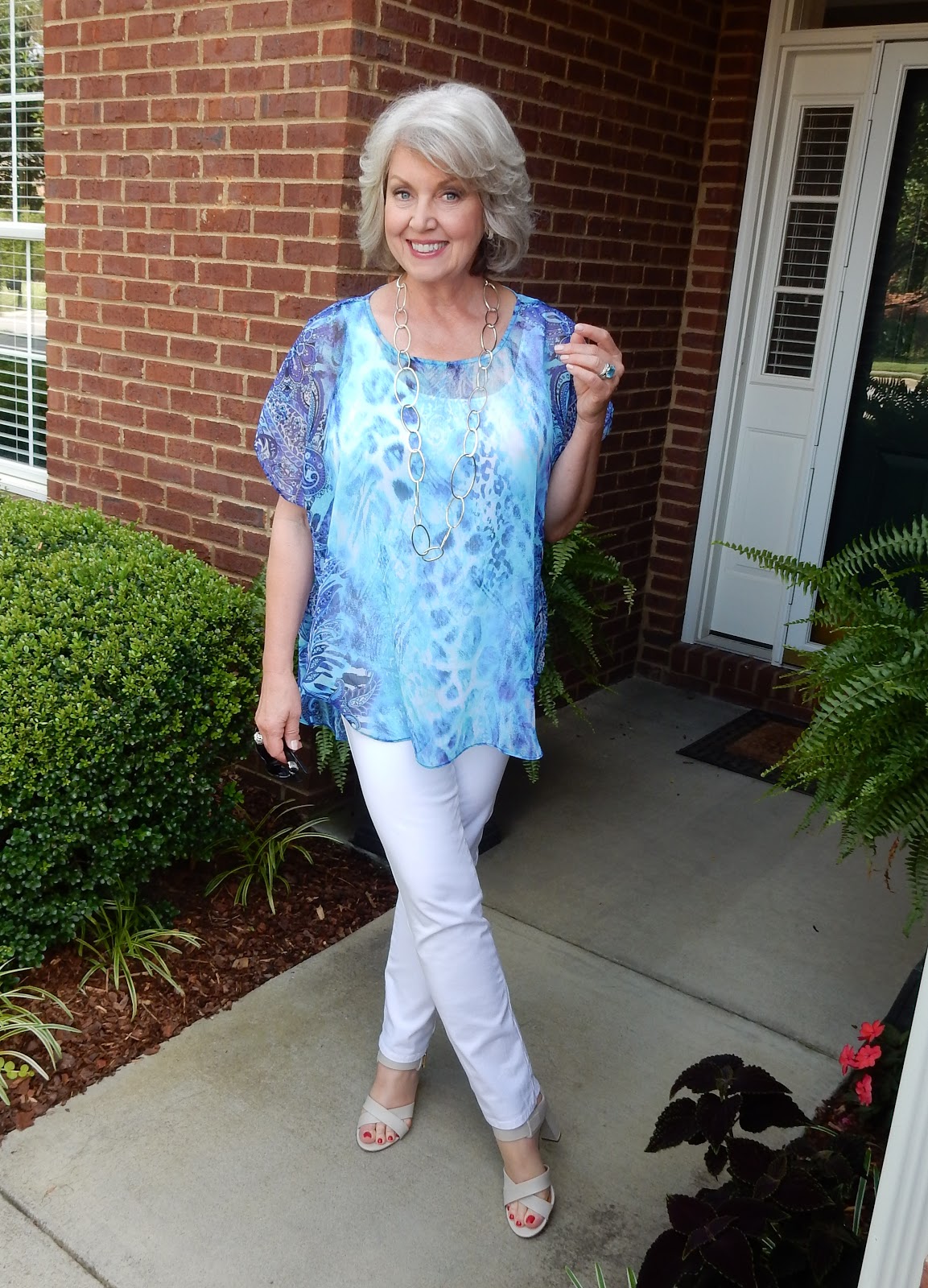 White dress outfit for christmas party dresses