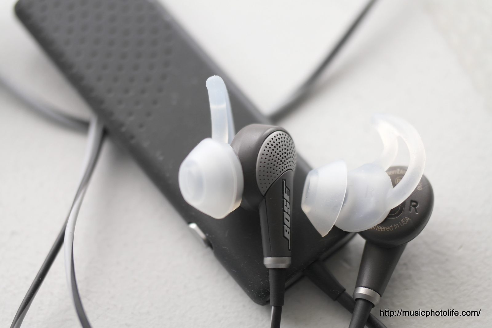 Music.Photo.Life.: Bose QC20 Noise-Cancelling Earphones: Review
