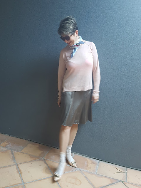 SILK SKIRT|SHOES&SOCKS|SCARF|PREPPY OUTFIT