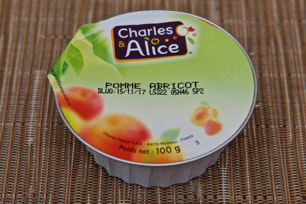 Compote PommesAbricots allégée en sucre (100g) par Charles et Alice
