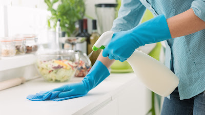Importancia de los servicios de limpieza de comunidades de vecinos en época de verano