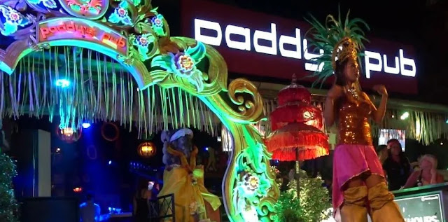 Wisata malam kuta paddys pub Wisata malam kuta paddys pub