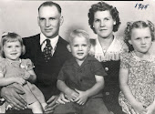 Duwayne and Voris Cornum family in early 1945