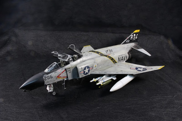 Montage pas à pas du F-4B Phantom II d'eduard au 1/48. Montage pas à pas du F-4B Phantom II d'eduard au 1/48.
