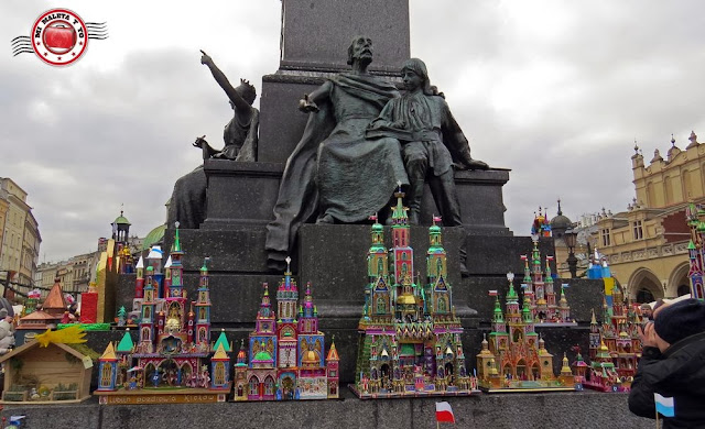 Concurso de belenes de Cracovia en Navidad