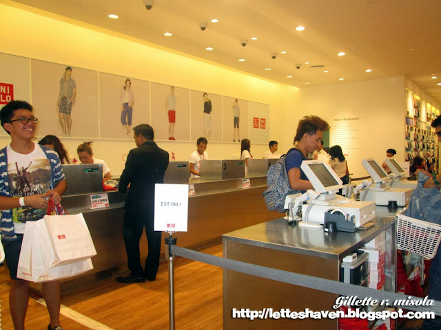 Uniqlo SM City Fairview