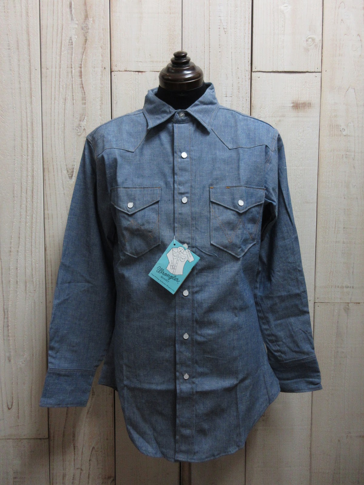 LITTLE REATA: Early 1960's Wrangler Chambray Western Shirts