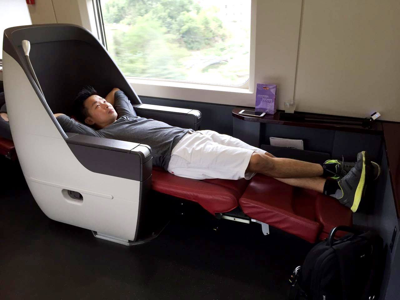 KTM 推出了 Business Class coach - ETS trains | 旅游博客王宏量