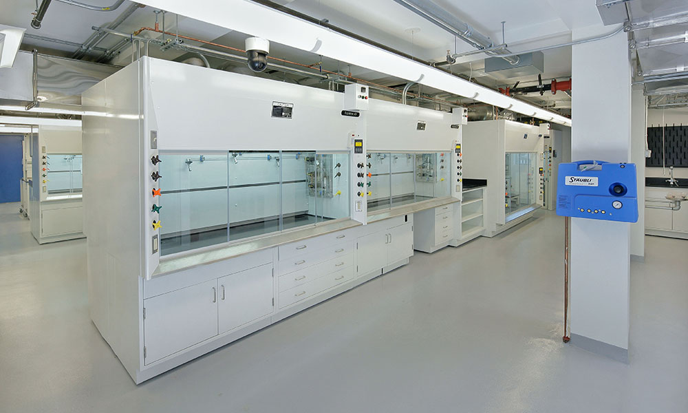 Kewaunee Fume Hoods Use, Inspection and Maintenance