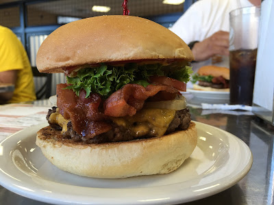 Bacon Cheeseburger(t) — Friendly's