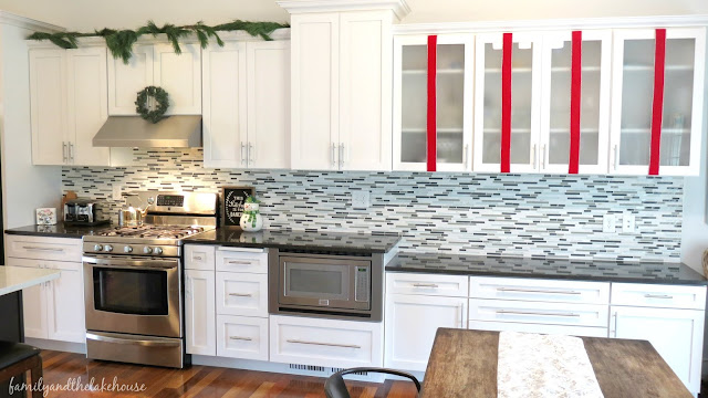 Family and the Lake House - Holiday Home Tour 2016 - www.familyandthelakehouse.com Family and the Lake House - Holiday Home Tour 2016 - www.familyandthelakehouse.com