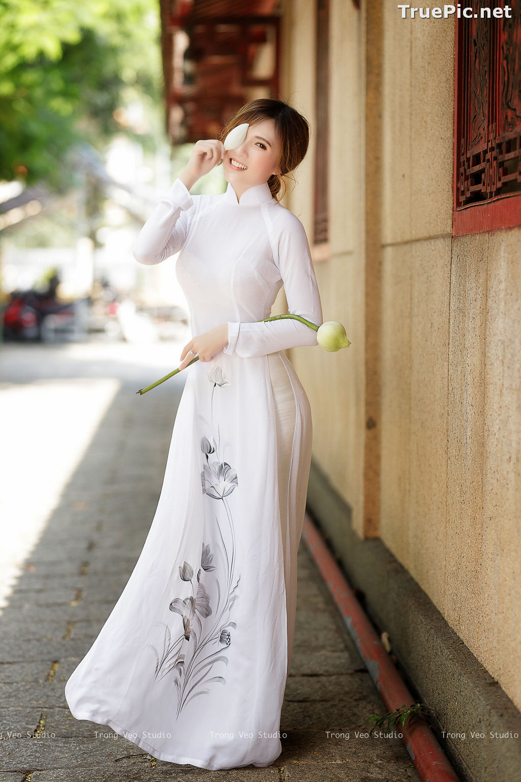 Image The Beauty of Vietnamese Girls with Traditional Dress (Ao Dai) #4 - TruePic.net - Picture-33