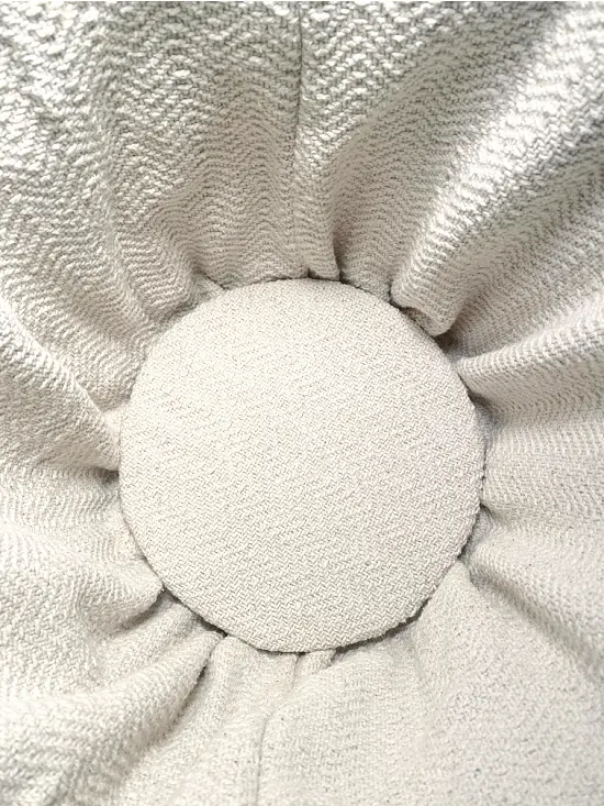 fabric lined circle in base of basket