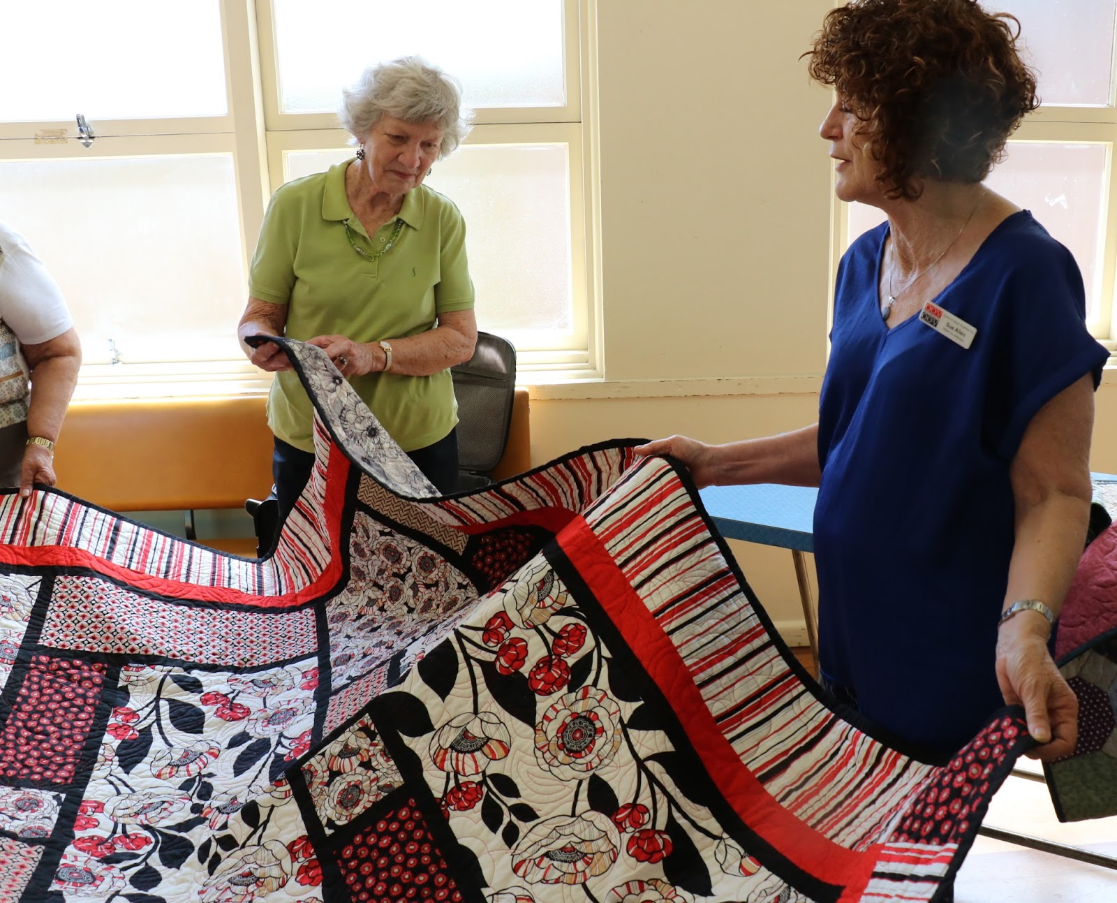 Fairholme Quilters Quilts of Valour Australia visit and quilt donations