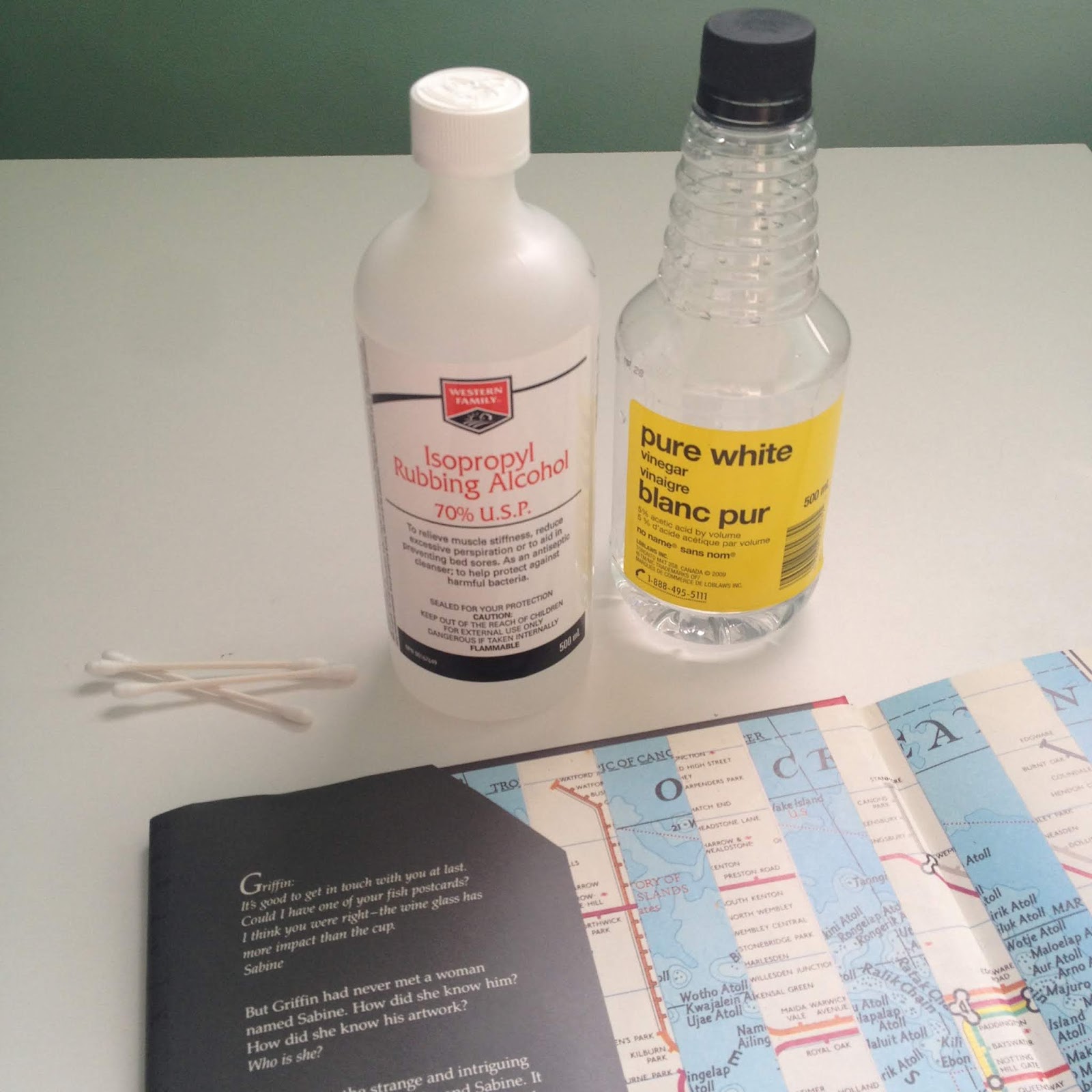 Golden Oldskool How to clean old books