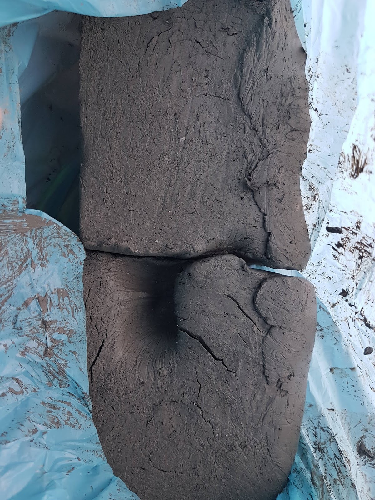 Mako Natural Resources SRL Romania EU Clay supplier