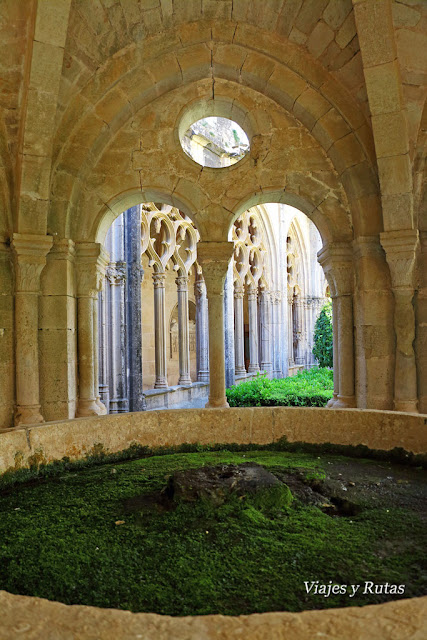 Claustro gótico del Monasterio de Santa María de Santes Creus