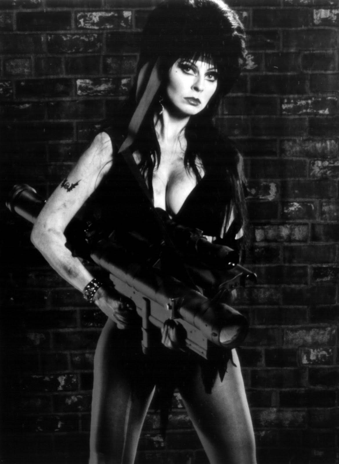 Elvira Maitresse Des Tenebres ELVIRA, MAÎTRESSE DES TENEBRES (1988) - La version 1080p VF et VOSTFR
