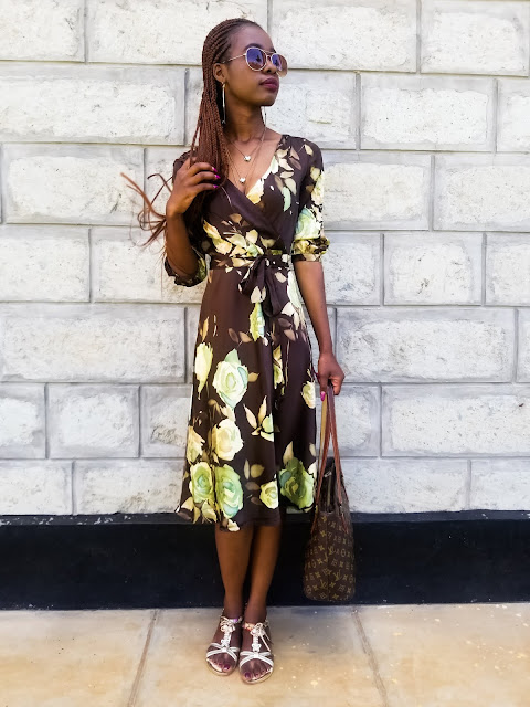 How To Wear A Silk Dress Effortlessly For The Day