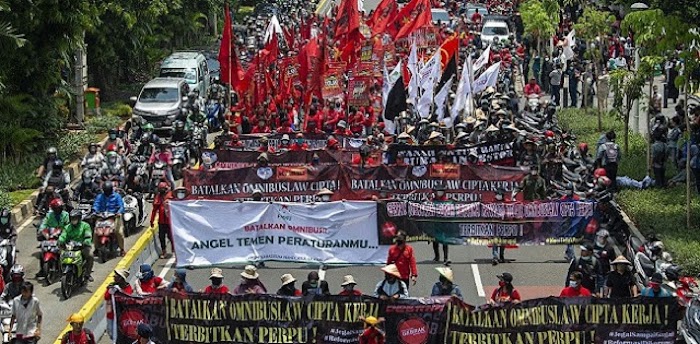 KSPI: Jika Jokowi Teken UU Ciptaker, Siap-siap Hadapi Protes Besar-besaran