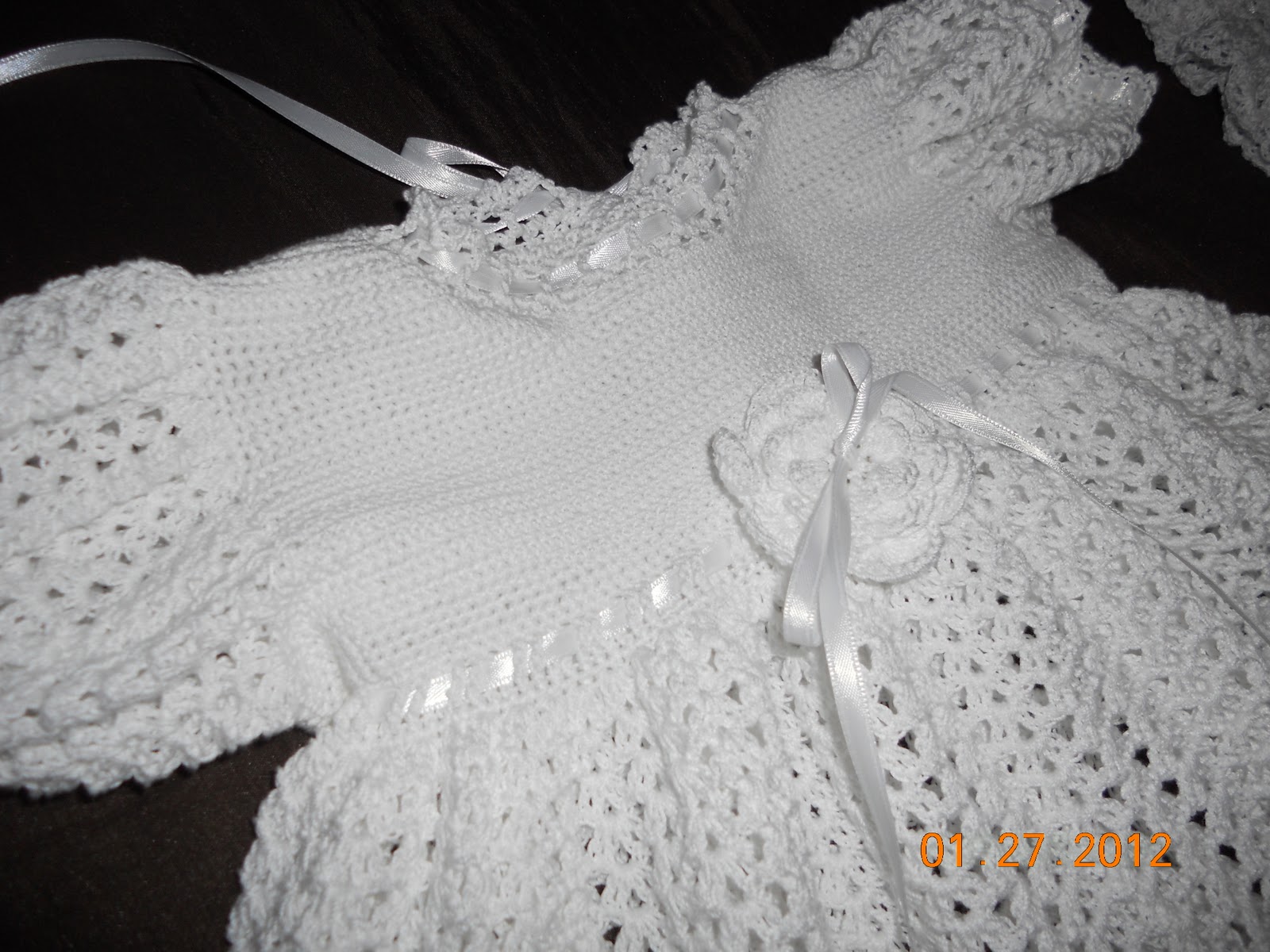 Charlotte&rsquo;s Web: Dress and bonnet complete!