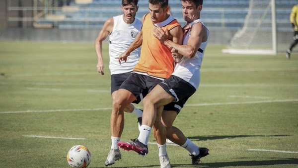 Sigue en directo el Málaga - Atlético Malagueño (2-1)