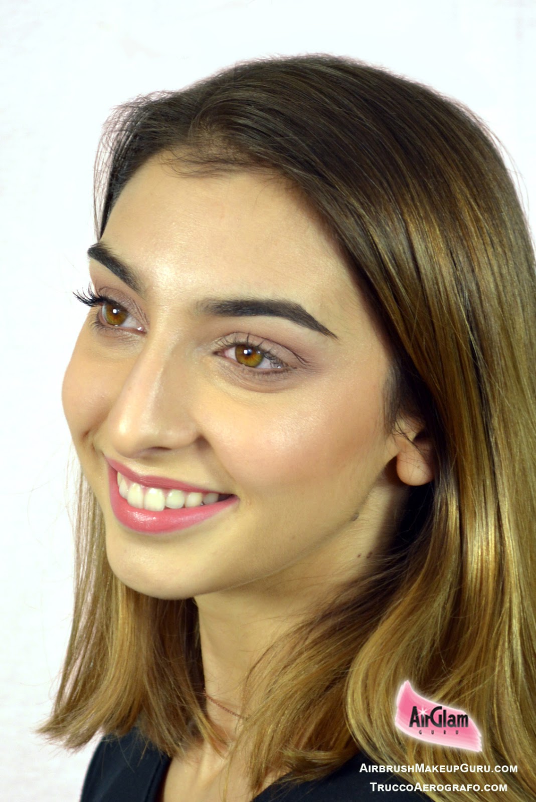 The Airbrush Makeup Guru DARK CIRCLES correction with Airbrush Makeup