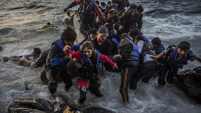 Pengungsi Timur Tengah Berdoa Pada Tuhan Yang Tidak Dikenal Untuk Tenangkan Badai, Terkejut ketika Yesus Menanggapi