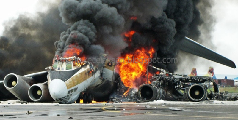 99 Arti dan Makna Mimpi Melihat Pesawat Jatuh Menurut