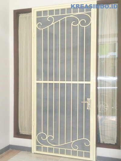 Ini Dia 10 Lebih Model Pintu Kawat Nyamuk Besi Bisa Buat Referensi Untuk Rumah Anda