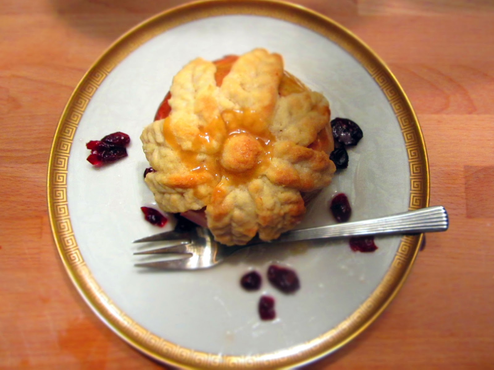 Ina Is(s)t: Herbstlicher Bratapfel mit Cranberry-Quark-Füllung
