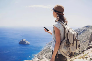 Traveling girl Traveling girl