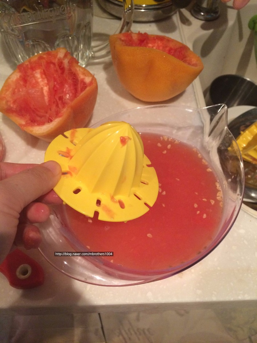 이케아 스프리타 레몬즙 짜개 IKEA SPRITTA Citrus squeezer