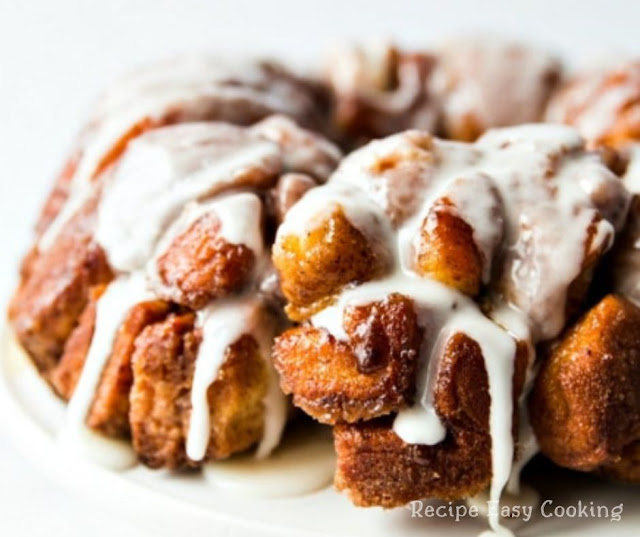 Cinnamon Roll Monkey Bread Recipe