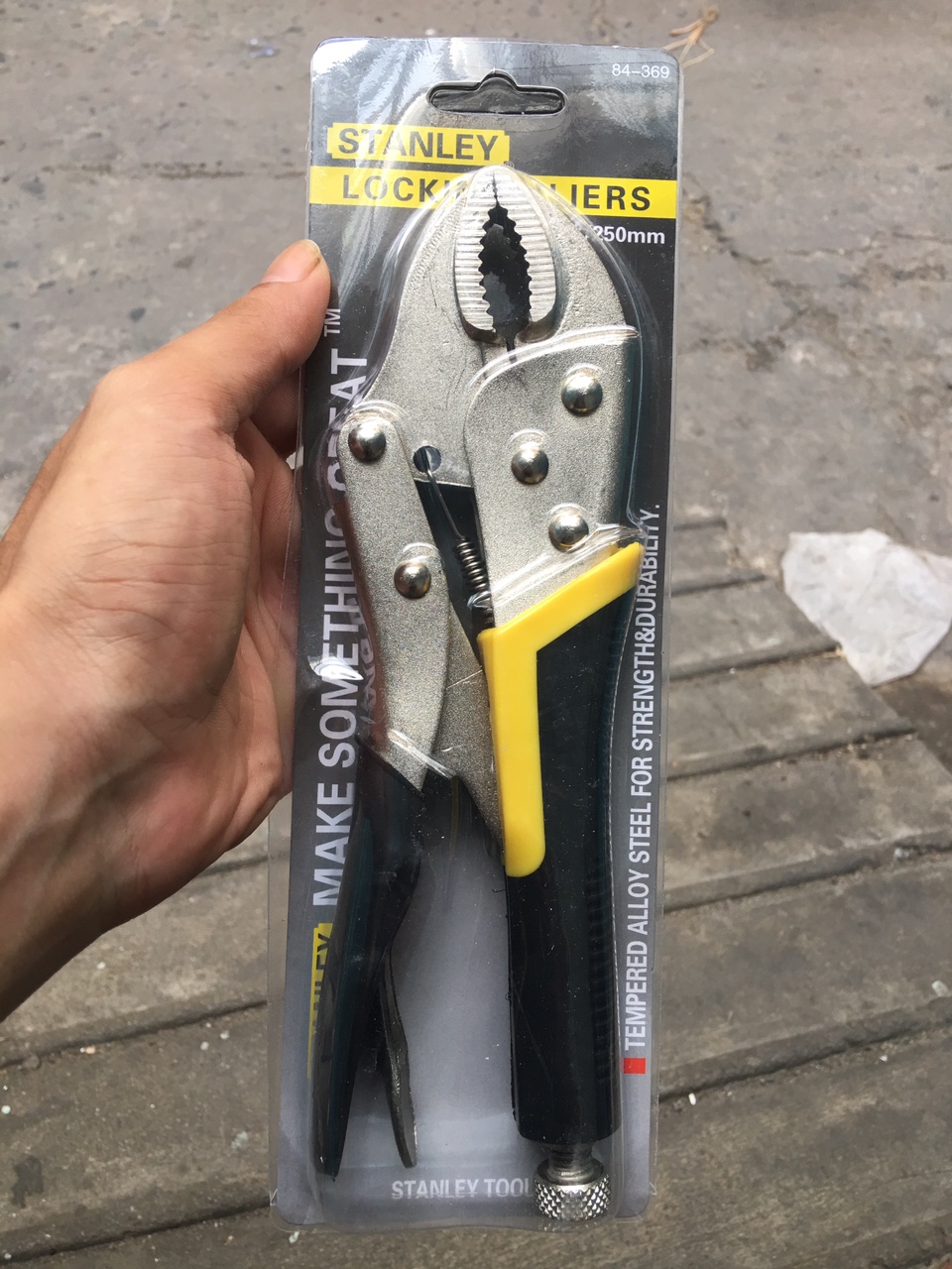50k - Kiềm Stanley bọc nhựa giá sỉ và lẻ rẻ nhất 50k - Kiềm Stanley bọc nhựa giá sỉ và lẻ rẻ nhất