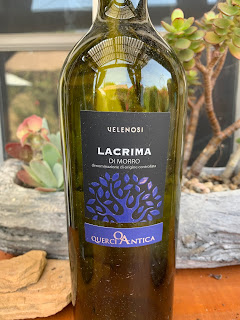 Velenosi Lacrima di Morro bottle
